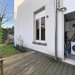 Haut de Saint-Gilles : Rez-de-chaussée avec jardin meublé