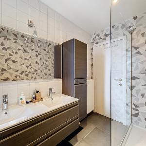 Vanderkindere / Albert : Bel appartement 1ch meublé