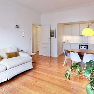 Place Luxembourg: magnifique appartement terrasse S/O 12 m²