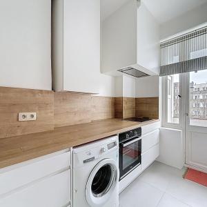 Pl. Brugmann / Châtelain : Bel appartement de caractère 