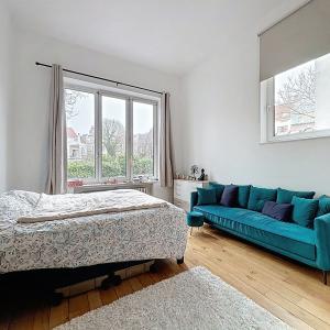 Chatelain : Superbe appartement 2 chambres + balcon