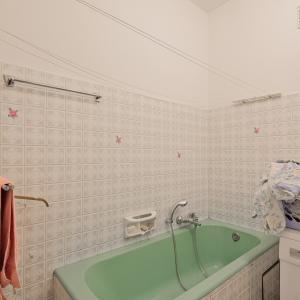 Churchill/ Cambre: appartement de standing terrasse, parking