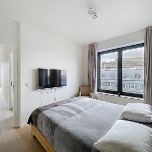 Quartier Européen: Beau penthouse 2ch + terrasse + parking