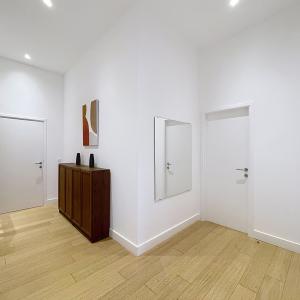 Châtelain/Stéphanie : Appartement meublé 3 chambres 