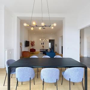 Châtelain/Stéphanie : Appartement meublé 3 chambres 