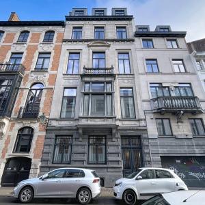 Châtelain/Stéphanie : Duplex meublé 3 chambres et terrasses