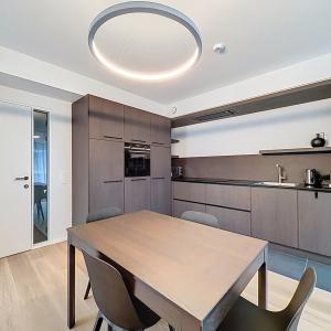 Montgomery/Cinquantenaire: Somptueux appartement meublé neuf