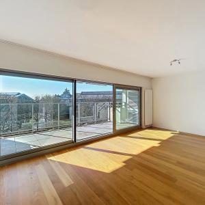 Quartier Européen : Bel appartement 2 chambres avec terrasse