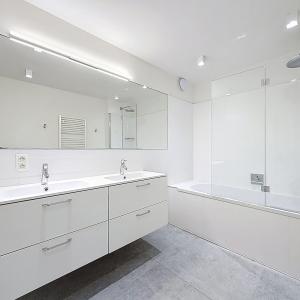 Cinquantenaire : Superbe duplex penthouse meublé + terrasse