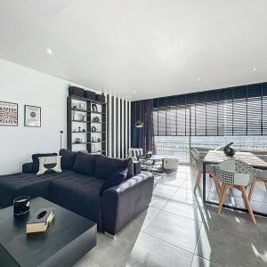 Château de Walzin : appartement meublé 3chambres + terrasses