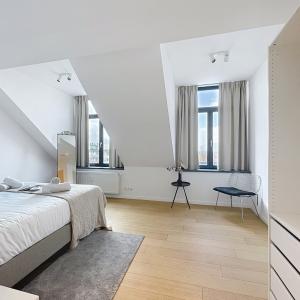 Châtelain/Stéphanie : Duplex meublé 3 chambres et terrasses