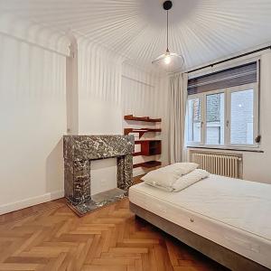 Boulevard Waterloo : Bel appartement meublé de 2 chambres