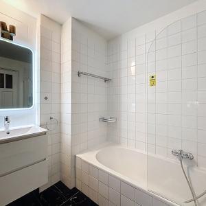 Boulevard Waterloo : Bel appartement meublé de 2 chambres