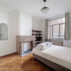 Boulevard Waterloo : Bel appartement meublé de 2 chambres