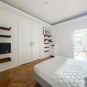 Boulevard Waterloo : Bel appartement meublé de 2 chambres