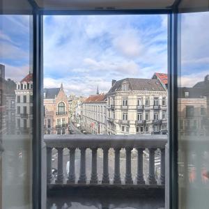 Sablon : Superbe appartement 3 chambres entièrement neuf