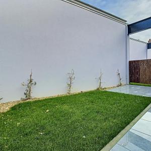 Cottages : Belle maison mitoyenne + terrasses + jardin