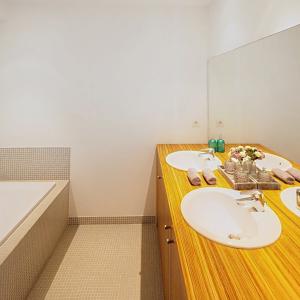 Châtelain : Appartement duplex 3 chambres + terrasses + pkg 