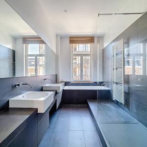 Place Brugmann : Somptueuse maison de Maître rénovée en 2022