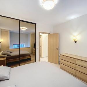 Quartier Européen - Magnifique duplex meublé 2 chambres