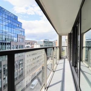 Cinquantenaire Magnifique appartement 2020 terrasse parking 