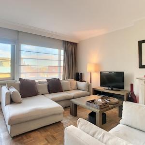 Cavell : Bel appartement meublé 2 chambres 