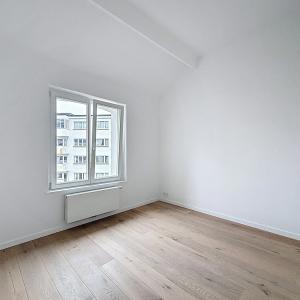 Tenbosch :  Magnifique duplex entièrement rénové 