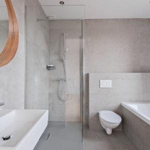 Lumineuse villa contemporaine ± 240m² avec jardin et garage