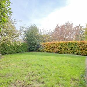 Lumineuse villa contemporaine ± 240m² avec jardin et garage