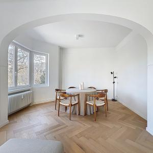 Square Marie Louise - Appartement rénové 2ch + balcon