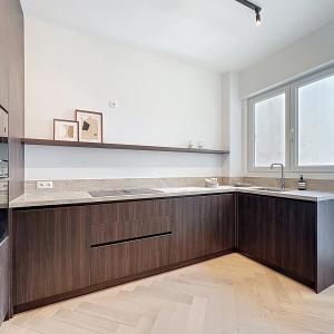 Square Marie Louise - Appartement rénové 2ch + balcon