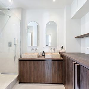 Square Marie Louise - Appartement rénové 2ch + balcon