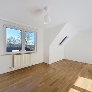 Dieweg : Maison 3 façades + piscine extérieure chauffée