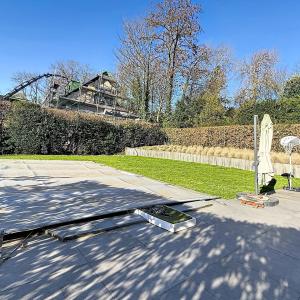 Dieweg : Maison 3 façades + piscine extérieure chauffée