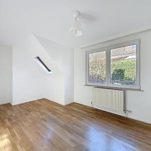 Dieweg : Maison 3 façades + piscine extérieure chauffée