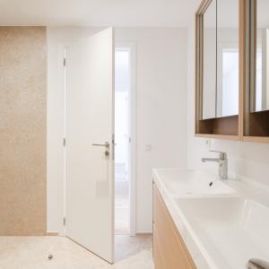 Saint Job/Lycée Français duplex 145m² 3ch + 2 terrasses