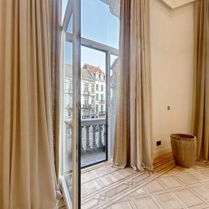 Sablon : Superbe appartement 3 chambres entièrement rénové