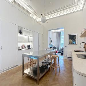 Sablon : Superbe appartement 3 chambres entièrement rénové