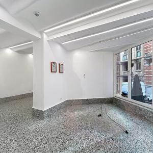 Au cœur du Sablon : Rez commercial remis à neuf