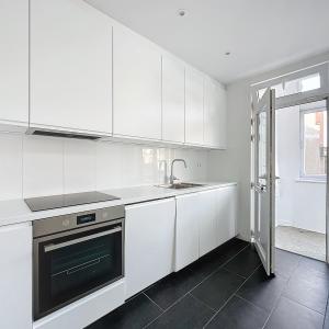 Churchill, spacieux appartement rénové 3 ch