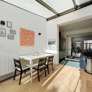 Uccle/Globe - Duplex 2 chambres meublé + terrasse 