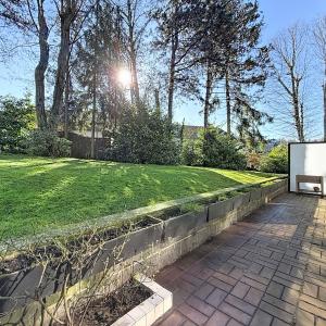 Mix / Soignes : Bel appartement rénové et meublé + terrasse