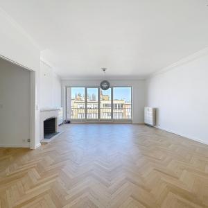 Roosevelt/ULB : Appartement 3 chambres + terrasse + garage 