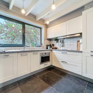 Centre de Bruxelles : magnifique maison + jardin + parking