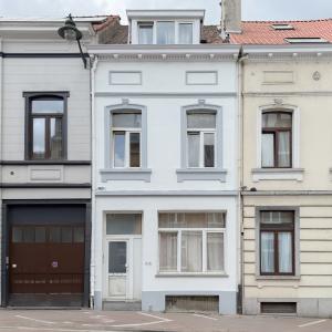 Maison à rafraîchir de ± 235 m² bruts, avec cour intérieure.