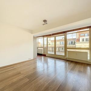 Lauters : Superbe penthouse avec une grande terrasse