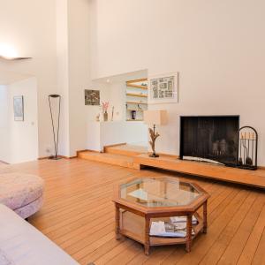 Fort Jaco: magnifique villa de ± 453 m² sur 15 ares - 5 ch.