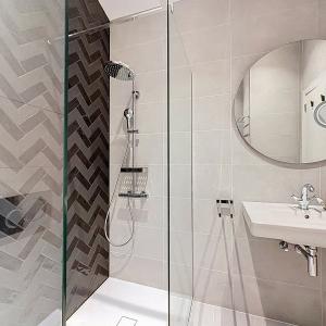 Square Ambiorix : Beau duplex entièrement rénové et meublé