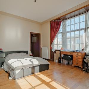 Magnifique Hôtel de maître de ± 600 m², jardin et garage.