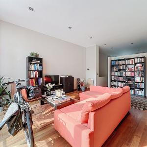 Rue de Naples : Superbe duplex rénové + terrasse 